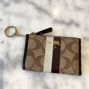 *SOLD* Coach authentic keychain card holder pouch